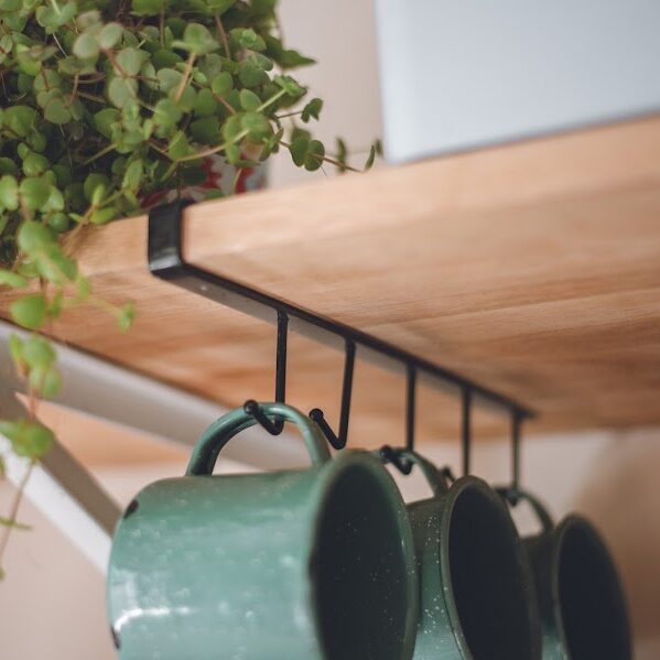 DSC_7362 Ganchera para estante NEGRO - Imagen 1