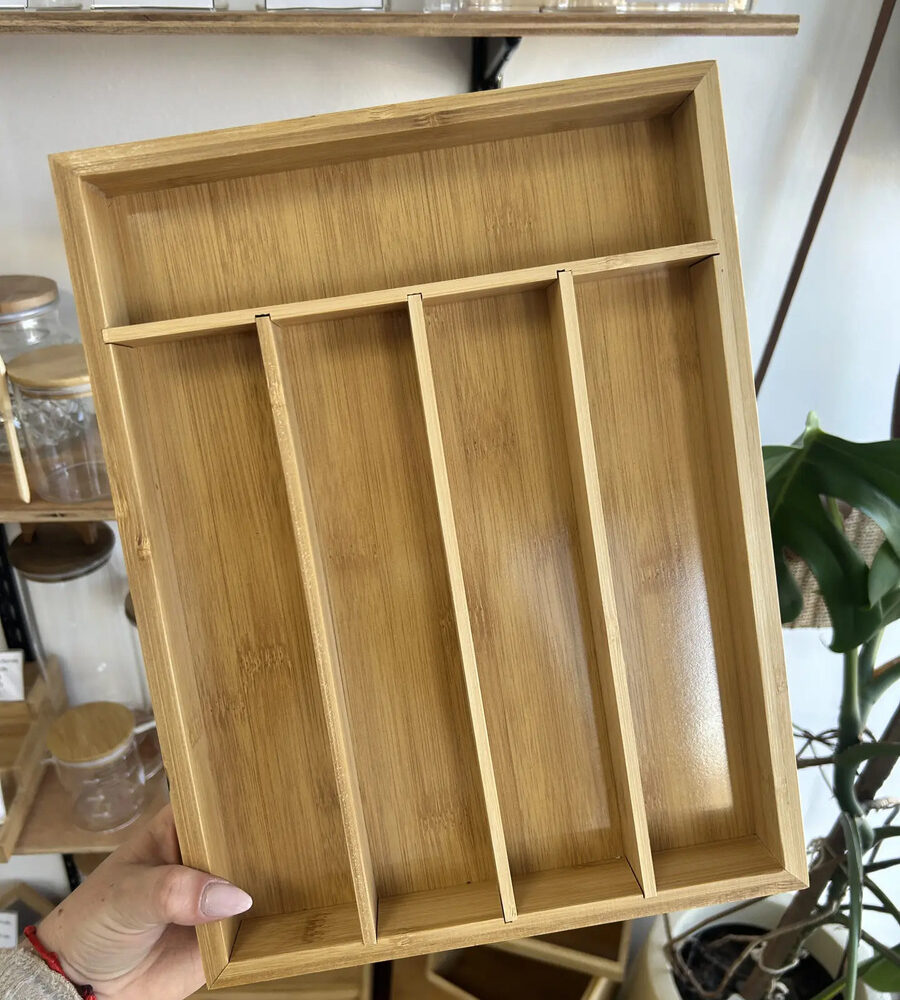 Cubiertero De Bambú Simple: 33x25 Prof. 4cm