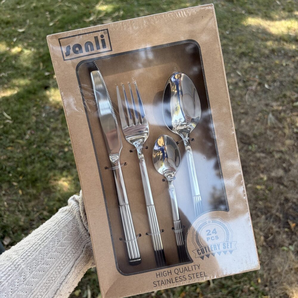 Set de cubiertos x16 acero inoxidable