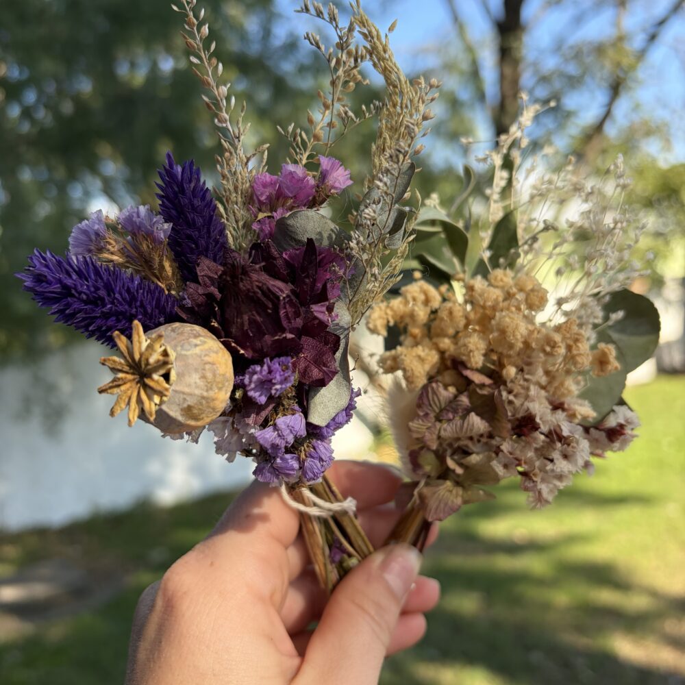 Mini ramos de flores secas